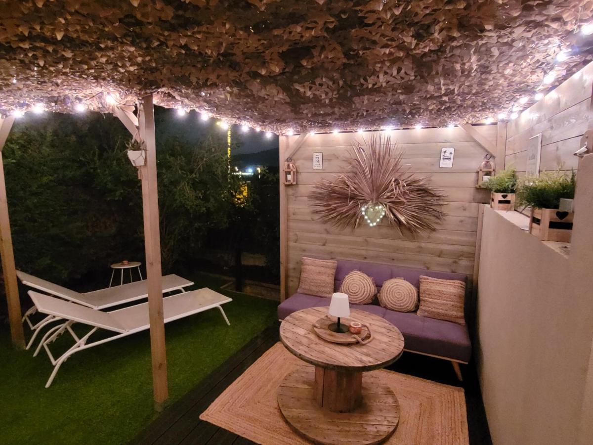 Suite & Spa Just Dream 28 Six-Fours-les-Plages Exterior photo
